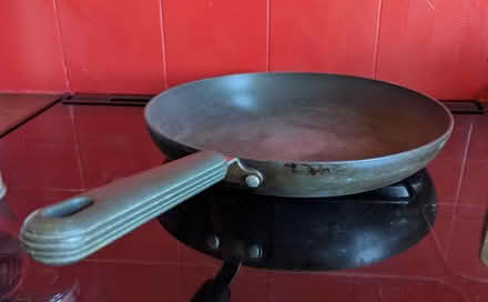 Photo of free Circulon frying pan with lid (Malvern Link Top WR14) #1