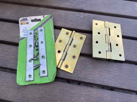 Photo of free Furniture/DIY hardware (N11 Bounds Green) #1