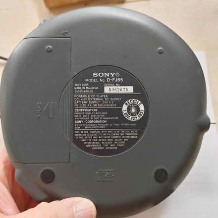 Photo of free Sony Discman & Accesories (Trinity Bellwoods) #3
