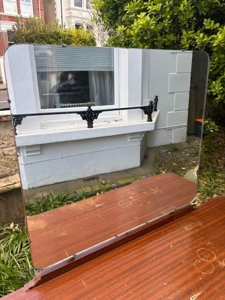 Photo of free Dressing table (BN1 fiveways) #2