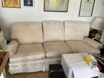 Photo of free Lovely vintage sofa (Nr Totnes) #1