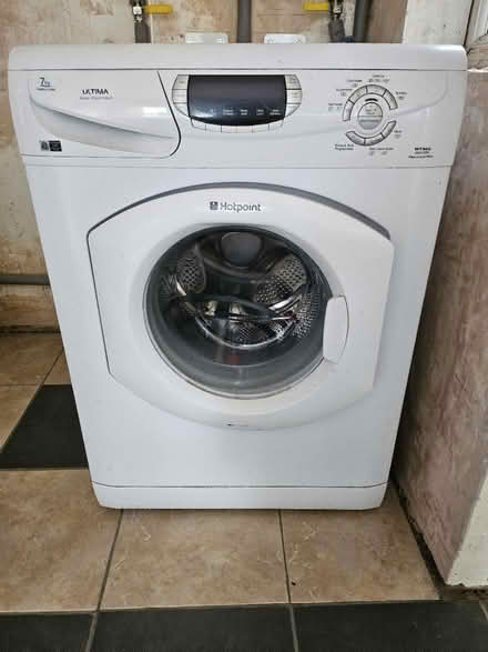 Photo of free Hotpoint Washing Machine (Northfield B31) #1