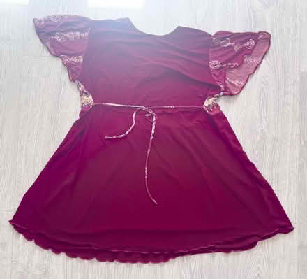 Photo of free adjustable, burgundy maternity top size S (Hoddesdon EN11) #2