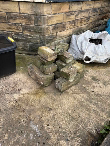 Photo of free stone (Shelf HX3) #1