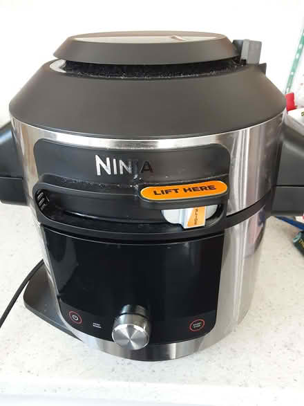 Photo of free Ninja Foodie Max 15-in-one SmartLid Airfryer (Moortown LS17) #1