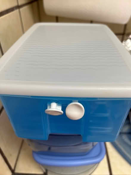 Photo of free Tupperware produce Keepers (Saratoga downtown) #1