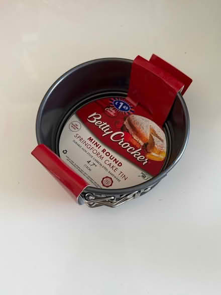 Photo of free Baking tin (BN42) #1
