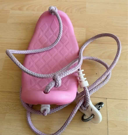 Photo of free Child’s pink outdoor swing seat (Ashburton SE25) #2