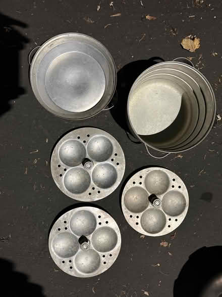 Photo of free Kitchenware & waste buckets (1075 Valencia Avenue) #3