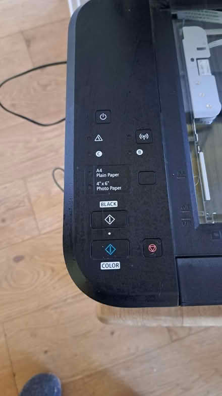 Photo of free Cannon Pixma 3 in 1 colour printer ( spares or repair) (Saltdean BN2) #2