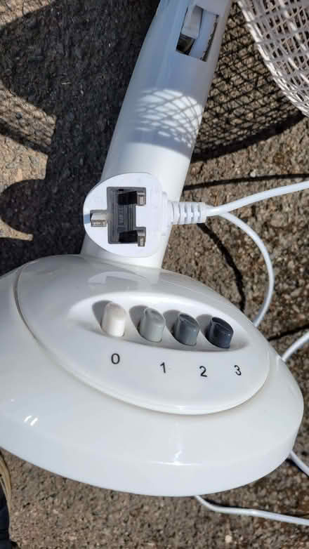 Photo of free White oscillating fan 240V keep cool this summer! (Highworth SN6) #2