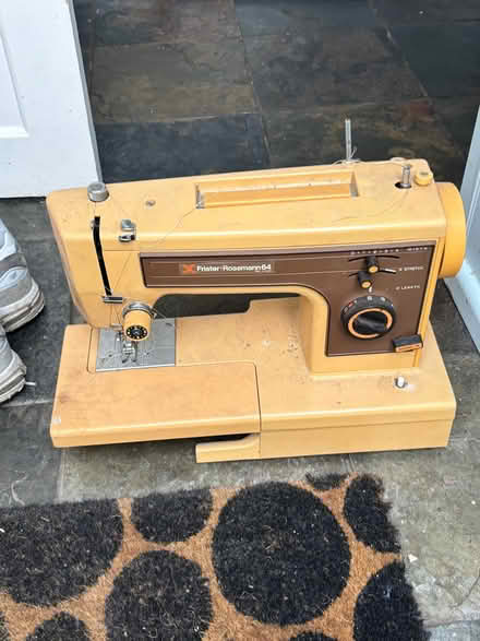 Photo of free Frister Rossman 64 old sewing machine (Burnham SL1) #1