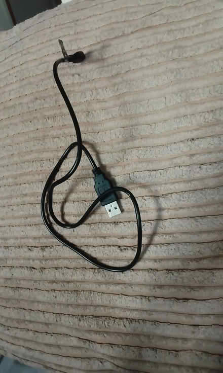 Photo of free charging cable, port type : micro USB (Lewisham SE13) #2