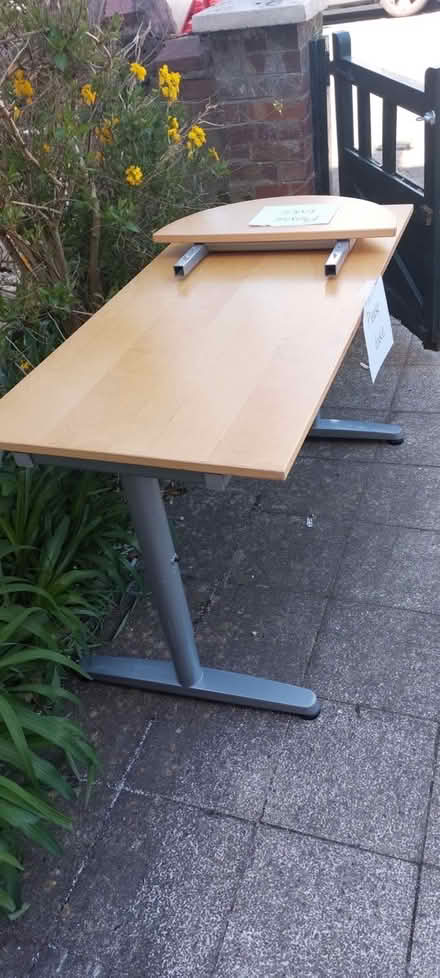 Photo of free Solid desk (N13 Palmers Green) #1