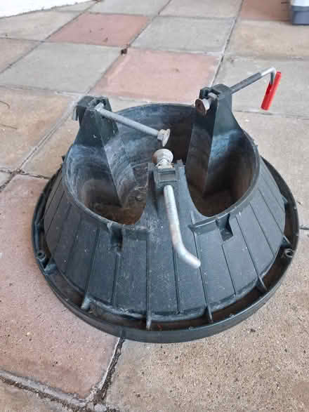 Photo of free Christmas tree stand (Horsell Woking GU21) #1