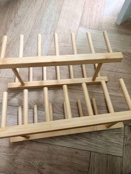 Photo of free Wood plate holders sw2 (SW2) #2