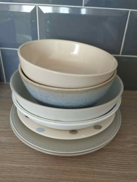 Photo of free A selection of ceramic bowls and small plates (Brightlingsea CO7) #1