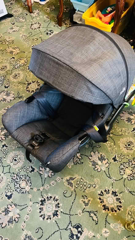 Photo of free Car baby seat (Walthamstow E17) #4