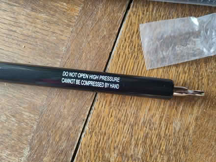 Photo of free Pair of gas struts, 800N, 55.5cm (St Ives PE27) #2