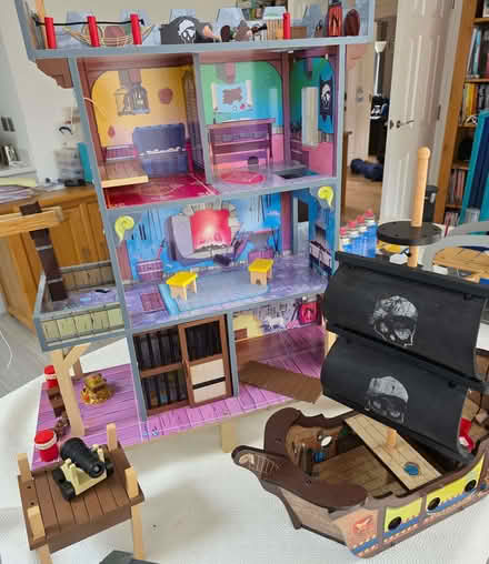 Photo of free Pirate base (wooden) (Loughton MK5) #2