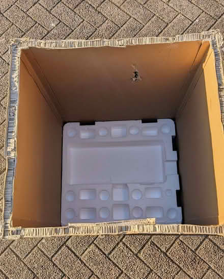 Photo of free Strong Cardboard Box Without A Lid (PL4) #2