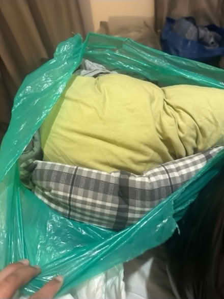 Photo of free Big box of assorted bedding (SE5) #4