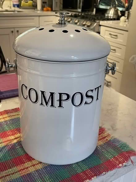 Photo of free Compost pail (South Novato near Hamilton) #1