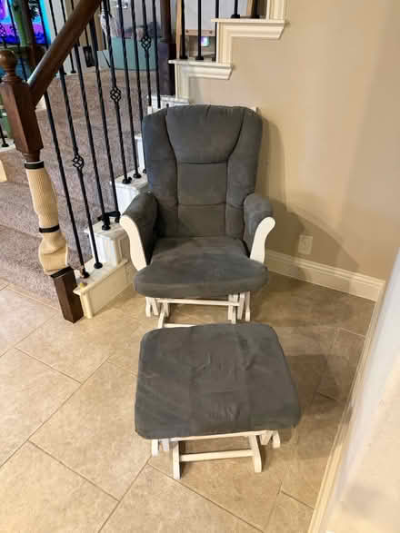 Photo of free Glider with ottoman (East Plano) #1