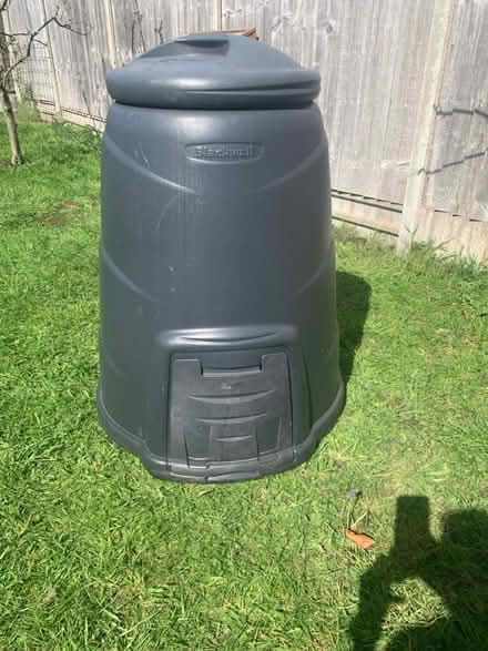 Photo of free Compost bin (BR3 Elmers End) #1