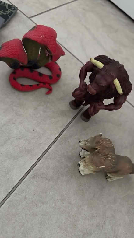 Photo of free Toy castle/dungeon (HG5 Knaresborogh) #3