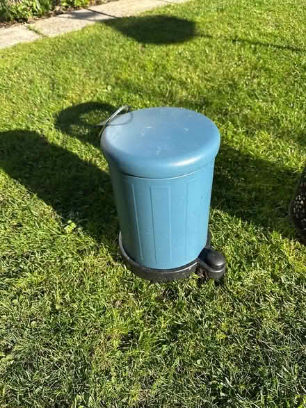 Photo of free Bathroom bin (Guildford GU2) #2