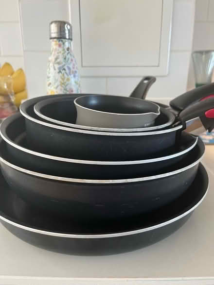 Photo of free Pots, all of them (islington N1) #1