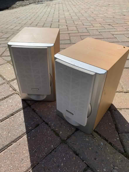 Photo of free Speakers (hp22 4ez) #2