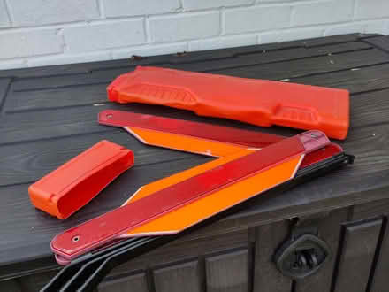 Photo of free warning triangle (Headington OX3) #1