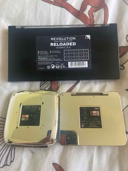 Photo of free Eyeshadow palettes (Lamorbey DA14) #2