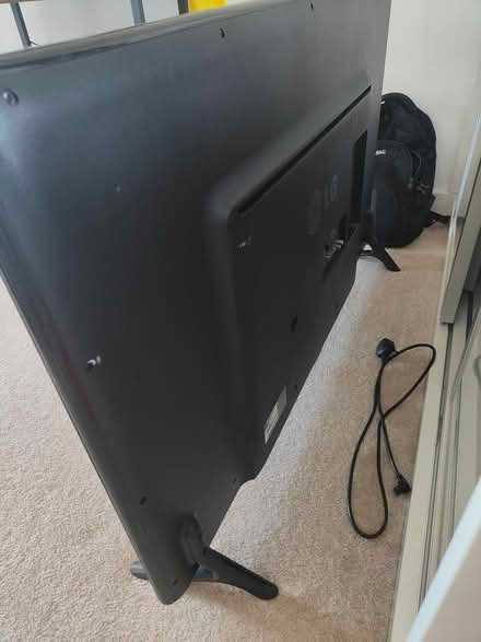Photo of free 55” lg tv (Woolwich SE18) #3