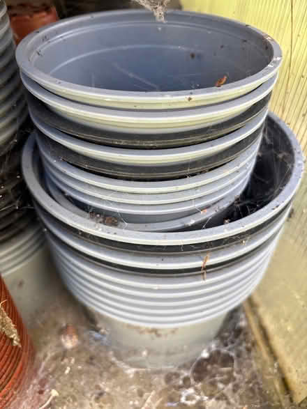 Photo of free Plastic pots of all sizes (Cam GL11) #1
