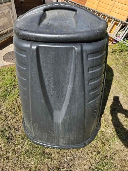 Photo of free Plastic Compost Bin (Rubery B45) #4