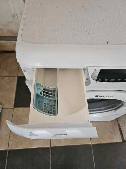 Photo of free Hotpoint Washing Machine (Northfield B31) #3
