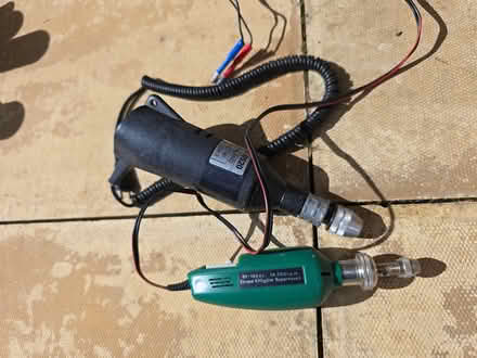 Photo of free Two mini drills or grinders (Brize Norton OX18 1px) #1