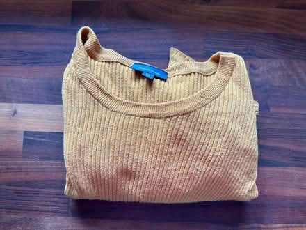 Photo of free 3X Warm Yellow Sweater (Bath Beach, Brooklyn) #1