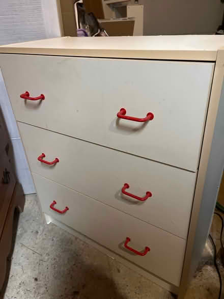 Photo of free Small 3 drawer dresser (Springield , PA) #1