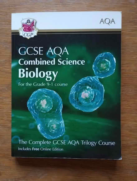 Photo of free GCSE biology revision guide (Kingsway BA2) #1