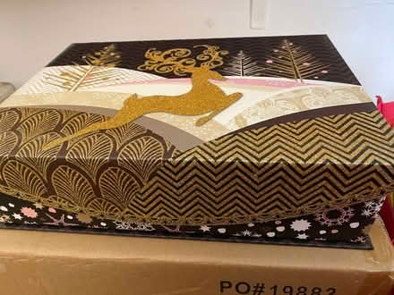 Photo of free Christmas gift box (Dublin 14) #2