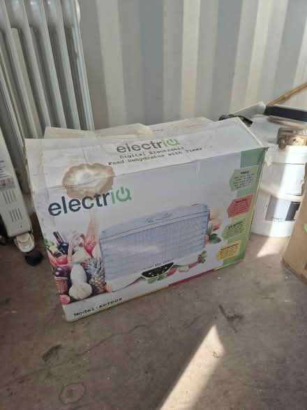 Photo of free Dehumidifier (Halford SY7) #1