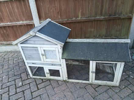 Photo of free Rabbit /Guinea pig Hutch (East bergholt CO7) #1