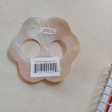 Photo of free Sarong tie (Trinity Bellwoods) #2