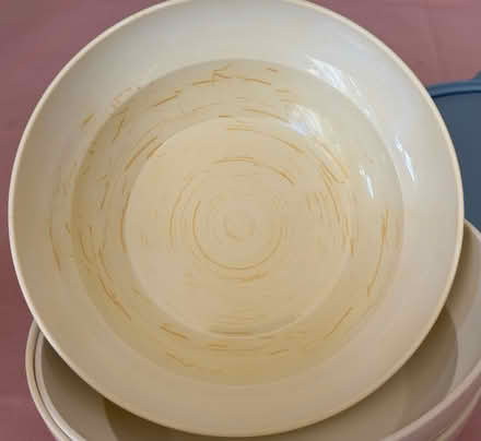 Photo of free 4 x Tuppaware Bowls with Very Tight Fitting Lids (Chaddesden DE21) #3