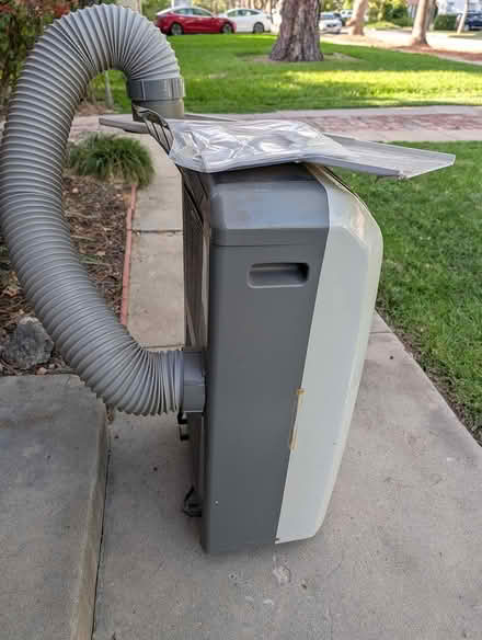 Photo of free Air Conditioner (South Pasadena) #3