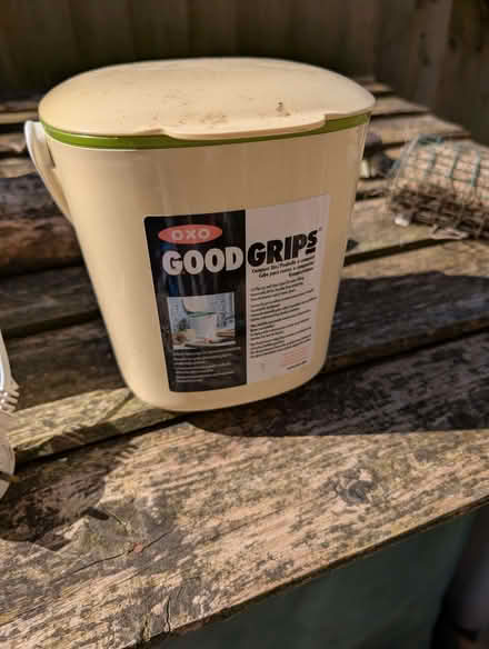 Photo of free Food waste caddy (Chipping Norton OX7) #1